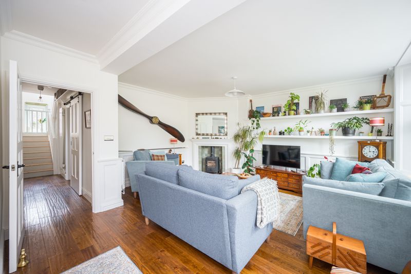 Sitting Room- click for photo gallery